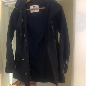 Helly Hanson - Navy blue - All weather - hooded - zippered pockets